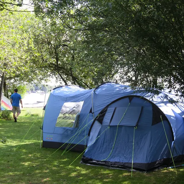 Campingplaats Tent met stroom
