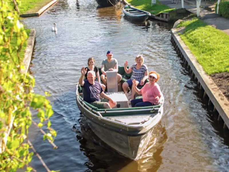 Escape Boat Giethoorn